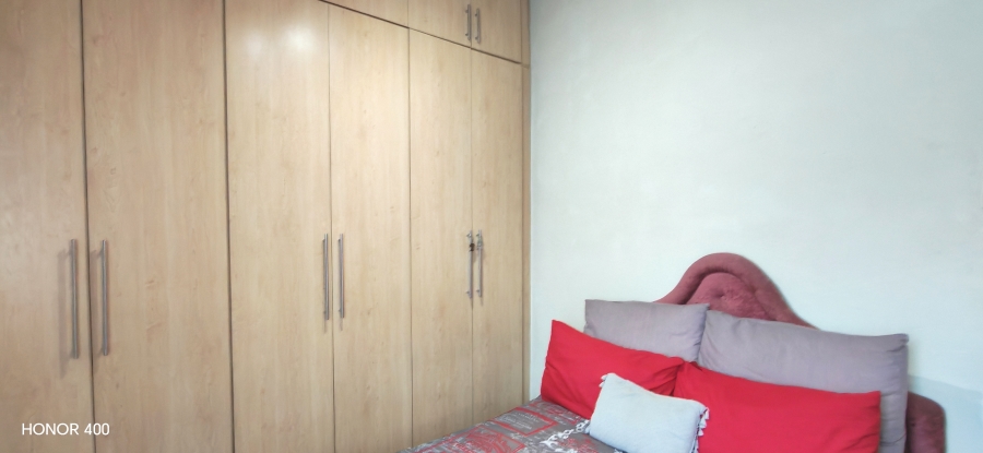 2 Bedroom Property for Sale in Lenham KwaZulu-Natal