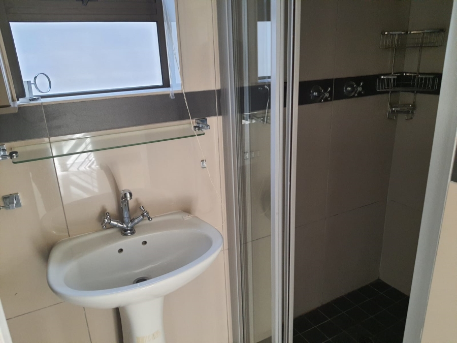 2 Bedroom Property for Sale in Glen Anil KwaZulu-Natal