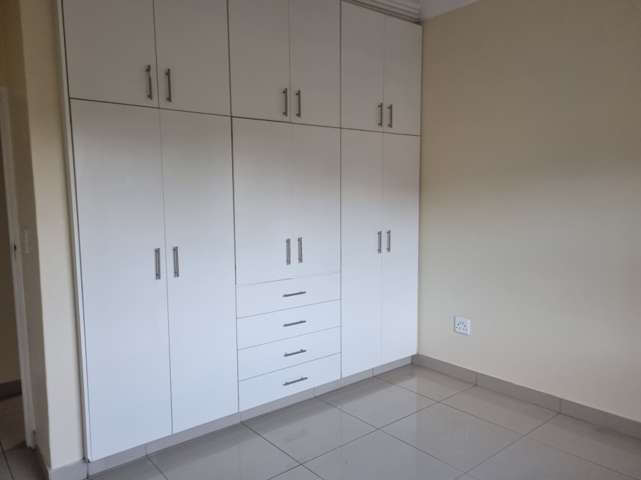 2 Bedroom Property for Sale in Glen Anil KwaZulu-Natal
