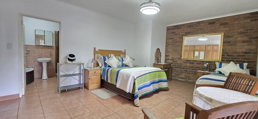 12 Bedroom Property for Sale in Hayfields KwaZulu-Natal