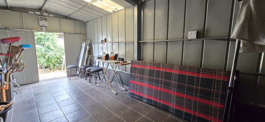 12 Bedroom Property for Sale in Hayfields KwaZulu-Natal