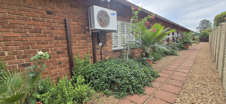 12 Bedroom Property for Sale in Hayfields KwaZulu-Natal