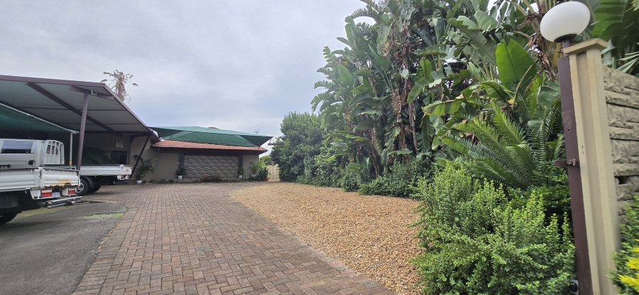 12 Bedroom Property for Sale in Hayfields KwaZulu-Natal