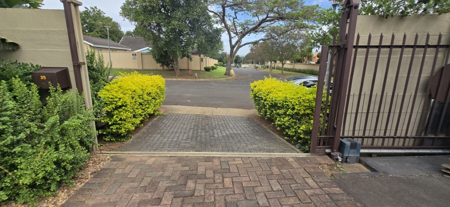12 Bedroom Property for Sale in Hayfields KwaZulu-Natal
