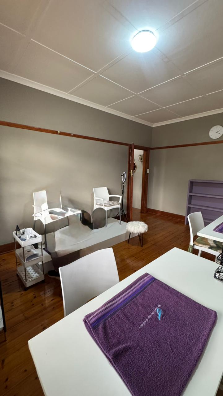 To Let commercial Property for Rent in Scottsville KwaZulu-Natal