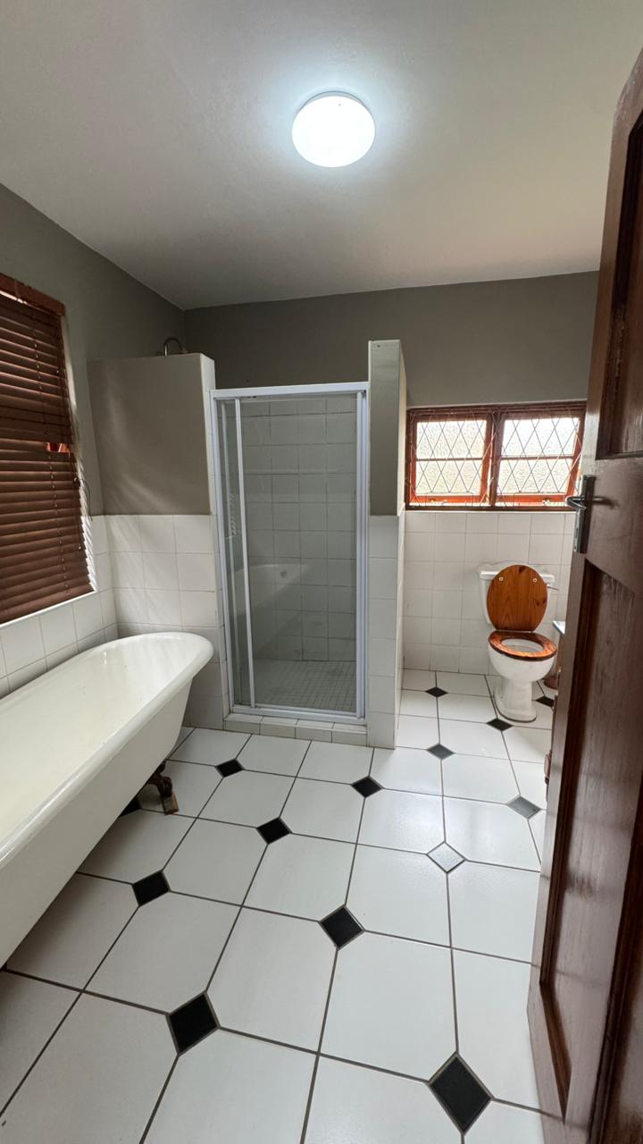 To Let commercial Property for Rent in Scottsville KwaZulu-Natal