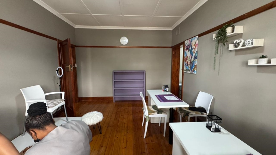 To Let commercial Property for Rent in Scottsville KwaZulu-Natal