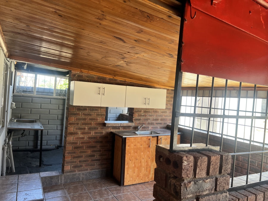 To Let 2 Bedroom Property for Rent in Northdale KwaZulu-Natal