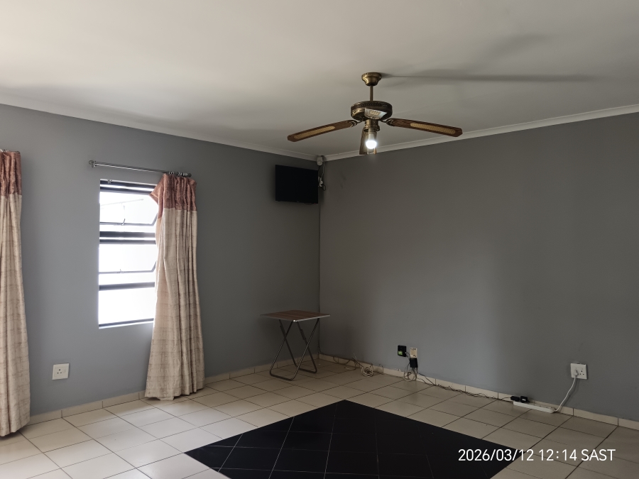 To Let 1 Bedroom Property for Rent in Birdswood KwaZulu-Natal