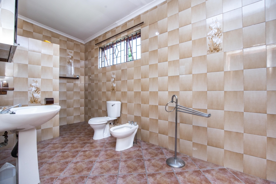 4 Bedroom Property for Sale in Glenwood KwaZulu-Natal