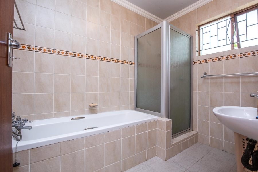 4 Bedroom Property for Sale in Glenwood KwaZulu-Natal