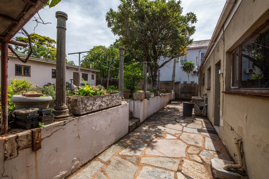 4 Bedroom Property for Sale in Glenwood KwaZulu-Natal