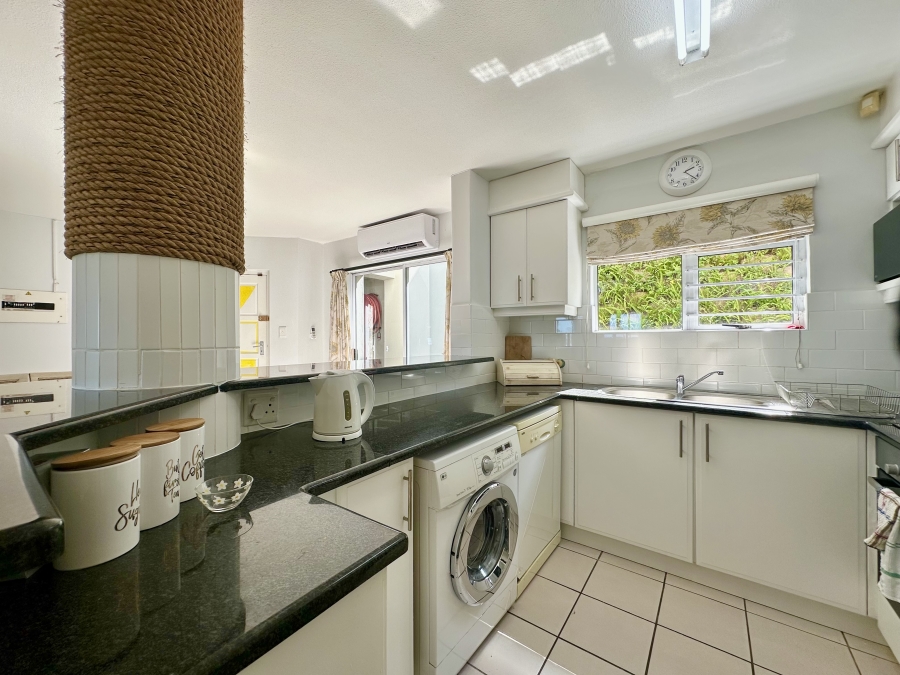 To Let 3 Bedroom Property for Rent in Shakas Rock KwaZulu-Natal