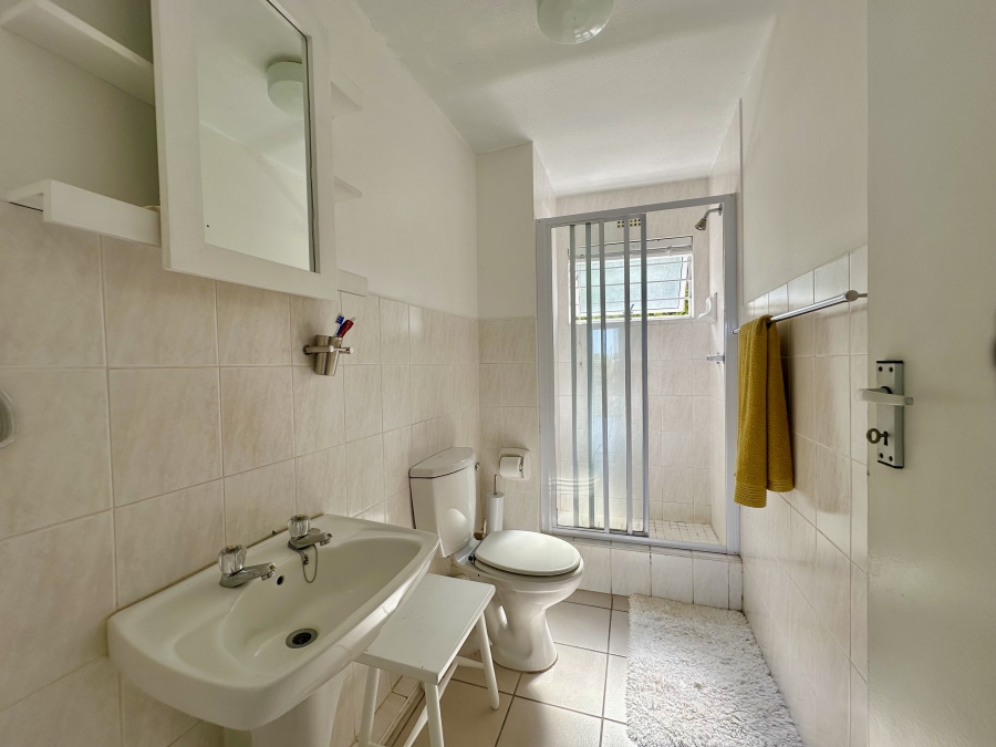 To Let 3 Bedroom Property for Rent in Shakas Rock KwaZulu-Natal