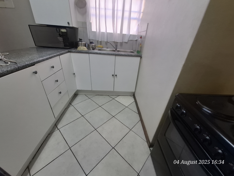 2 Bedroom Property for Sale in Sunnyridge KwaZulu-Natal