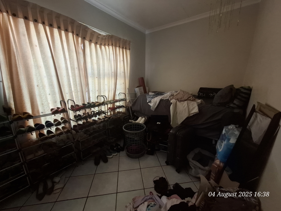 2 Bedroom Property for Sale in Sunnyridge KwaZulu-Natal