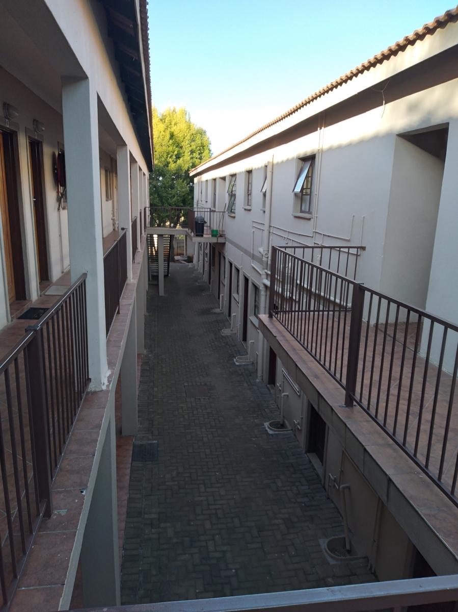 2 Bedroom Property for Sale in Sunnyridge KwaZulu-Natal
