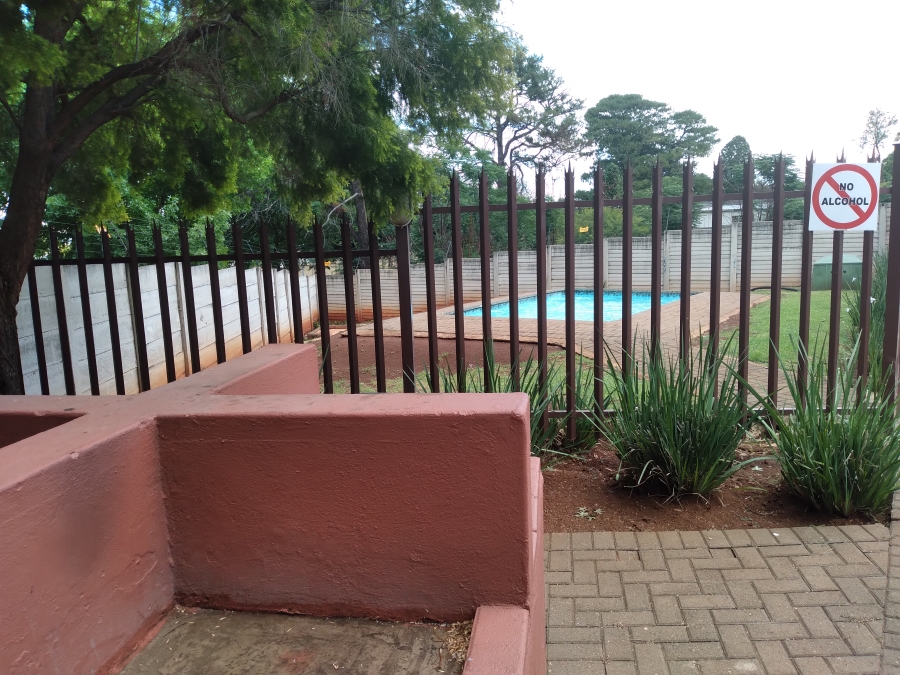 2 Bedroom Property for Sale in Sunnyridge KwaZulu-Natal
