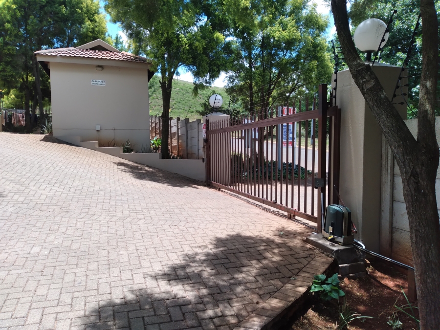 2 Bedroom Property for Sale in Sunnyridge KwaZulu-Natal