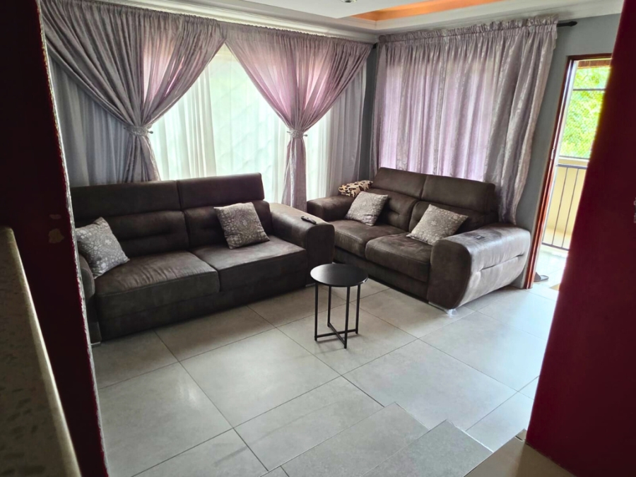3 Bedroom Property for Sale in Bombay Heights KwaZulu-Natal