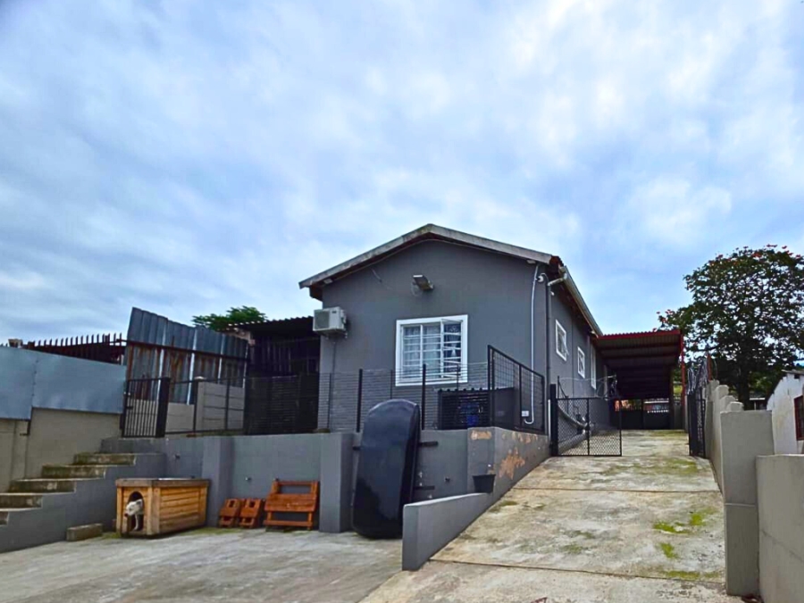 3 Bedroom Property for Sale in Bombay Heights KwaZulu-Natal