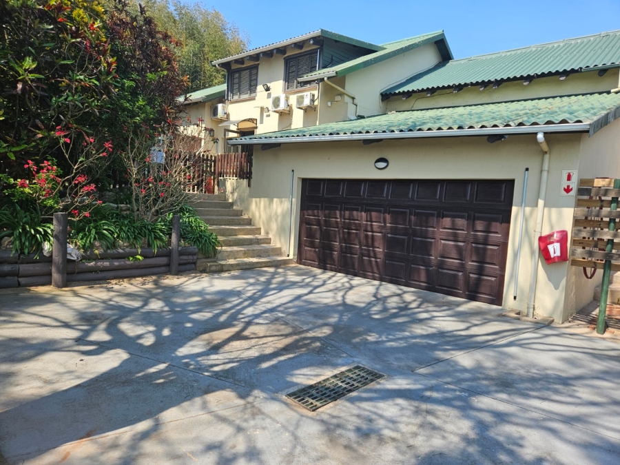 3 Bedroom Property for Sale in Amanzimtoti KwaZulu-Natal
