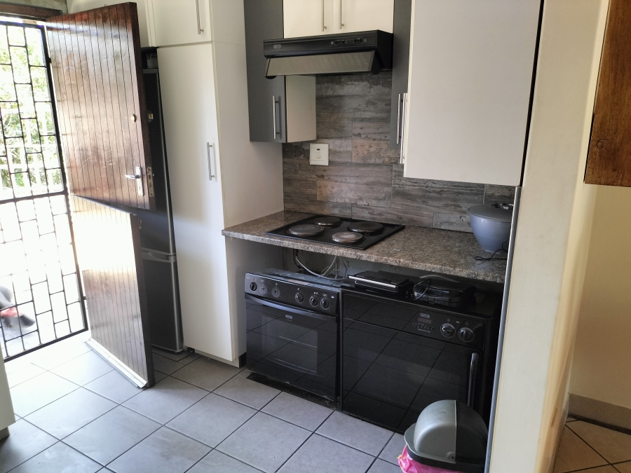 5 Bedroom Property for Sale in Copesville KwaZulu-Natal