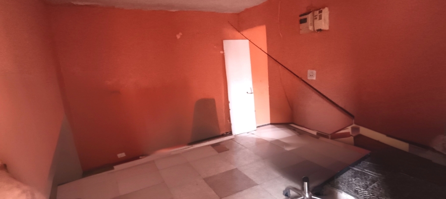 2 Bedroom Property for Sale in Whetstone KwaZulu-Natal