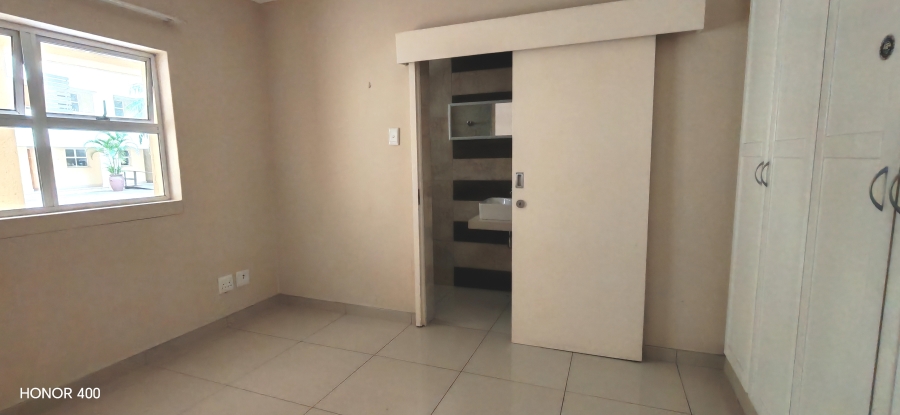 To Let 1 Bedroom Property for Rent in Umhlanga Ridge KwaZulu-Natal