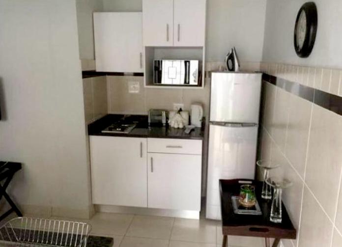 To Let 1 Bedroom Property for Rent in Umhlanga KwaZulu-Natal