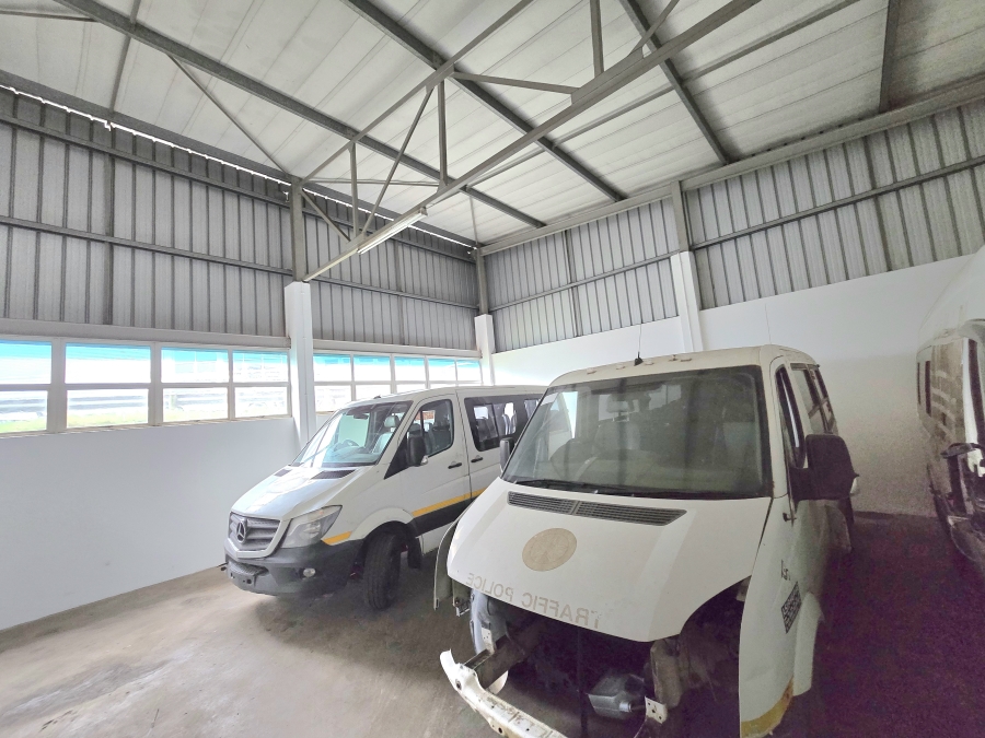 Commercial Property for Sale in Waterfall KwaZulu-Natal