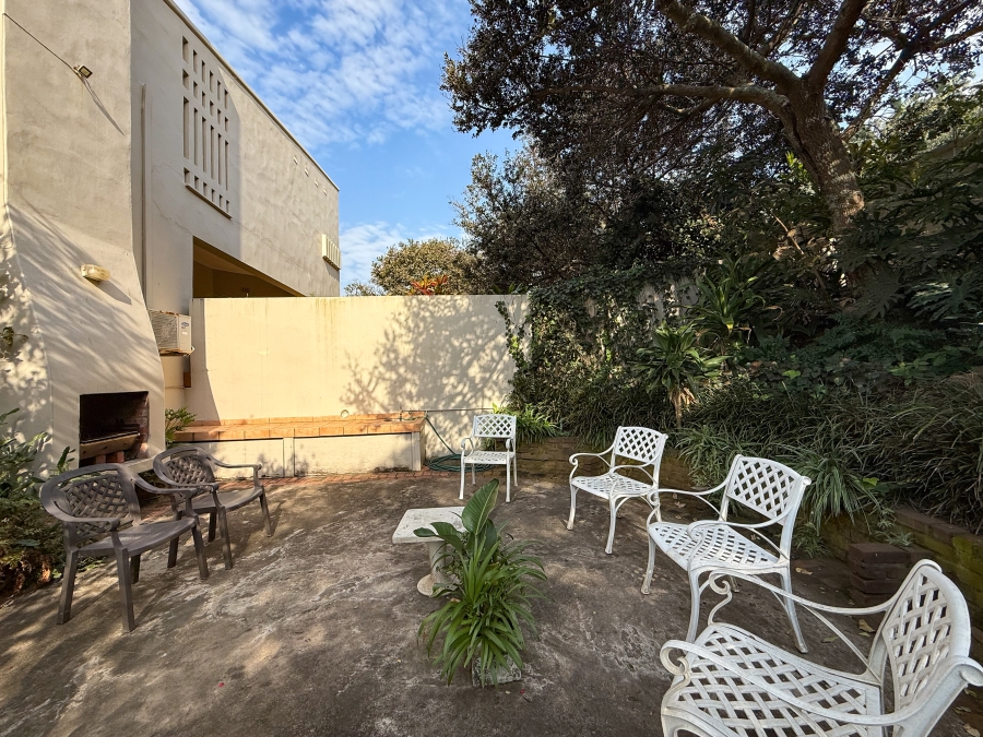 7 Bedroom Property for Sale in Sheffield Beach KwaZulu-Natal