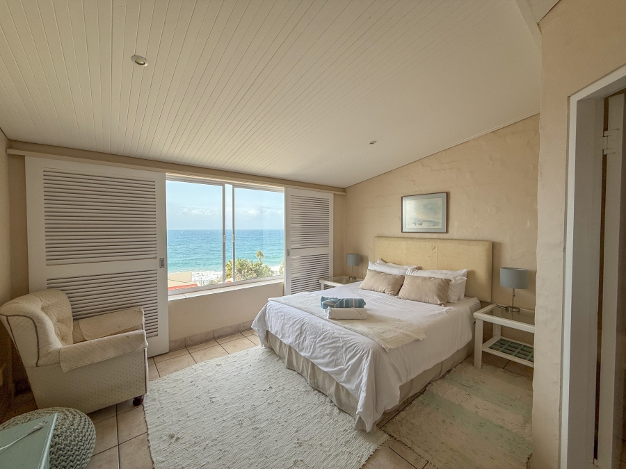 7 Bedroom Property for Sale in Sheffield Beach KwaZulu-Natal