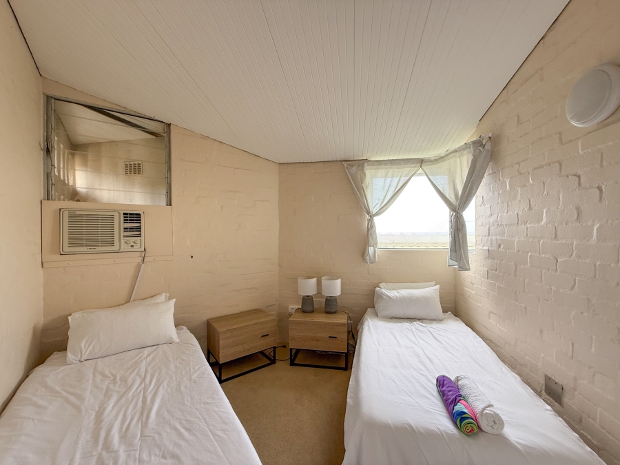 7 Bedroom Property for Sale in Sheffield Beach KwaZulu-Natal