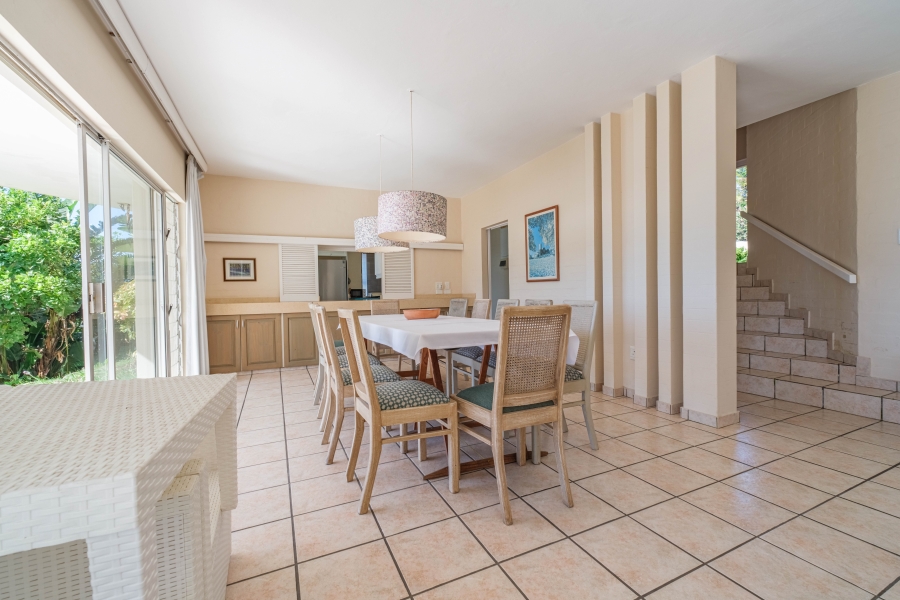 7 Bedroom Property for Sale in Sheffield Beach KwaZulu-Natal