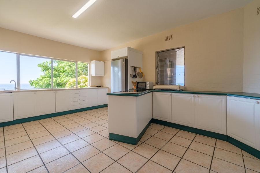 7 Bedroom Property for Sale in Sheffield Beach KwaZulu-Natal