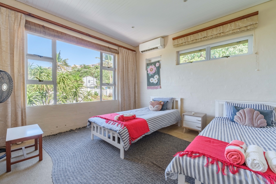 7 Bedroom Property for Sale in Sheffield Beach KwaZulu-Natal