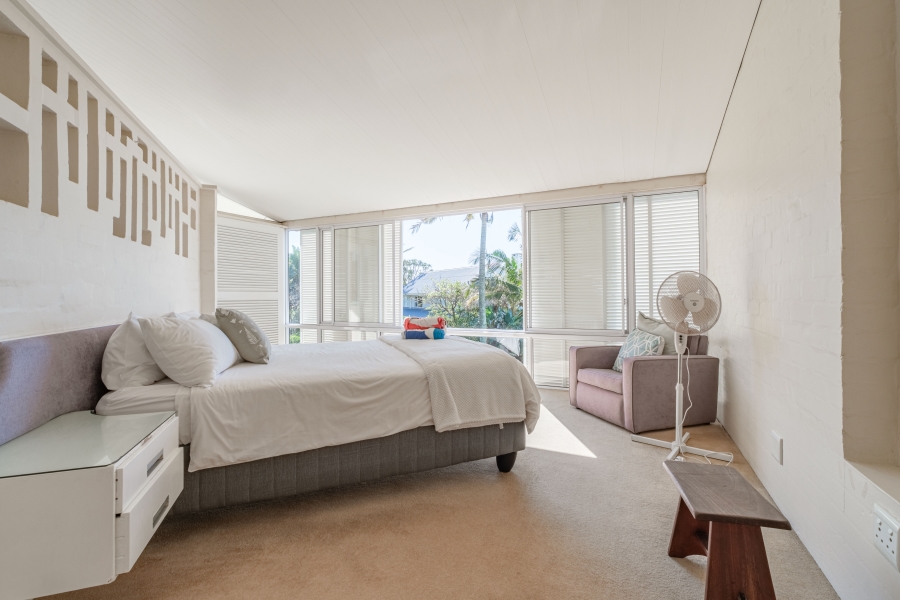 7 Bedroom Property for Sale in Sheffield Beach KwaZulu-Natal