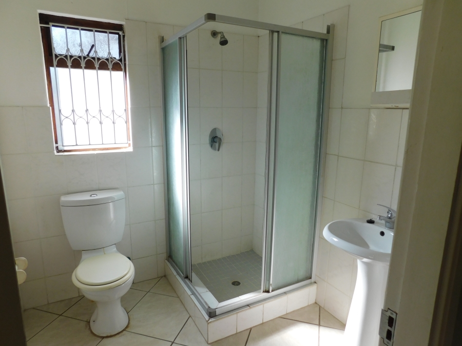 To Let 1 Bedroom Property for Rent in Gillitts KwaZulu-Natal