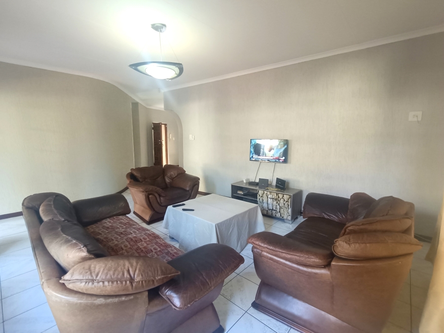 To Let 5 Bedroom Property for Rent in Meer En See KwaZulu-Natal