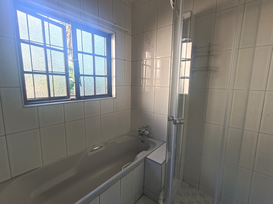 To Let 5 Bedroom Property for Rent in Meer En See KwaZulu-Natal