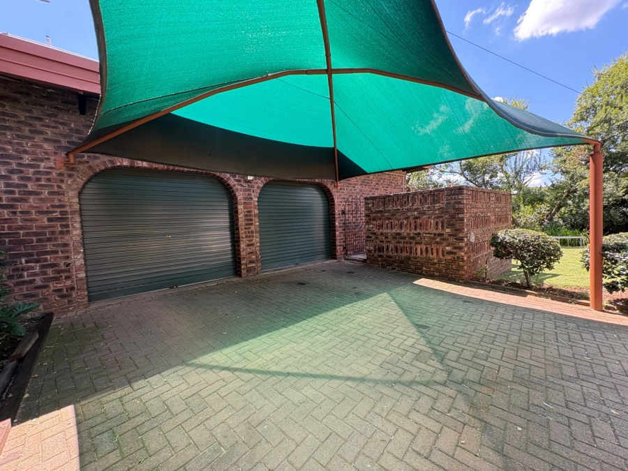 3 Bedroom Property for Sale in Pioneer Park KwaZulu-Natal