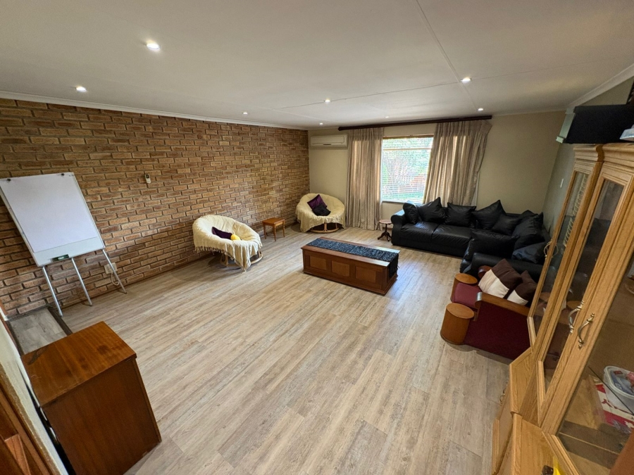 3 Bedroom Property for Sale in Pioneer Park KwaZulu-Natal