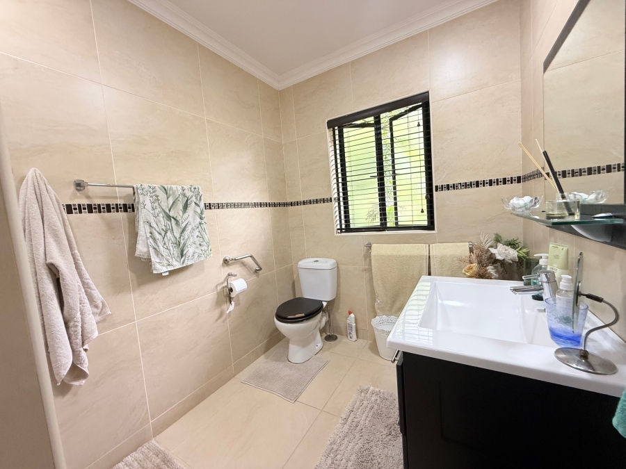 2 Bedroom Property for Sale in Zini River Estate KwaZulu-Natal