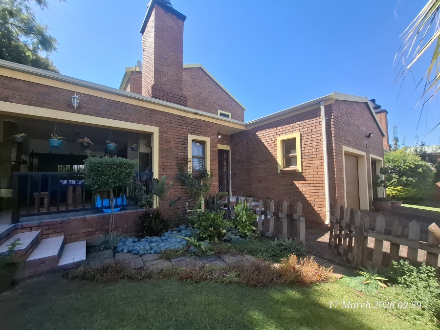 To Let 3 Bedroom Property for Rent in Aviary Hill KwaZulu-Natal