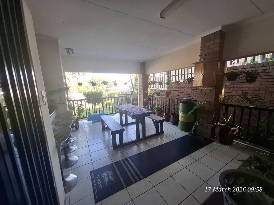 To Let 3 Bedroom Property for Rent in Aviary Hill KwaZulu-Natal