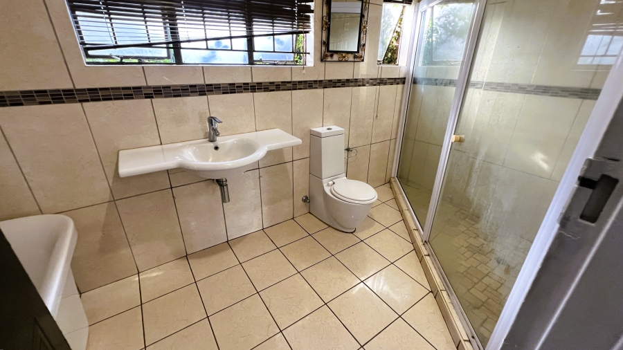 4 Bedroom Property for Sale in Panorama KwaZulu-Natal