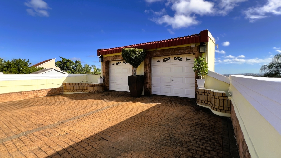 4 Bedroom Property for Sale in Panorama KwaZulu-Natal