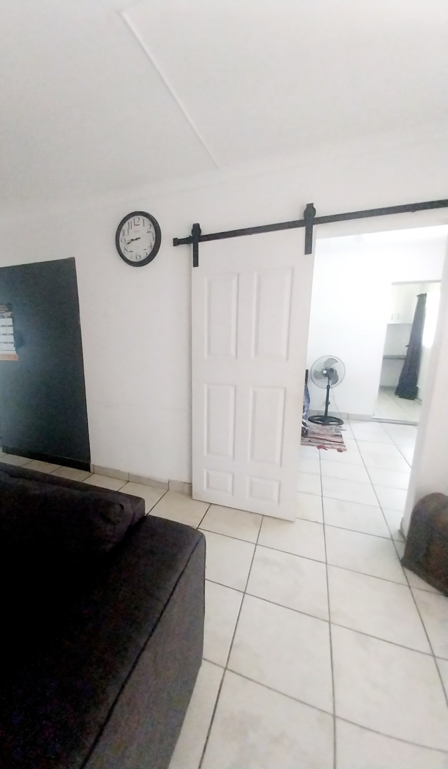 6 Bedroom Property for Sale in Uvongo KwaZulu-Natal