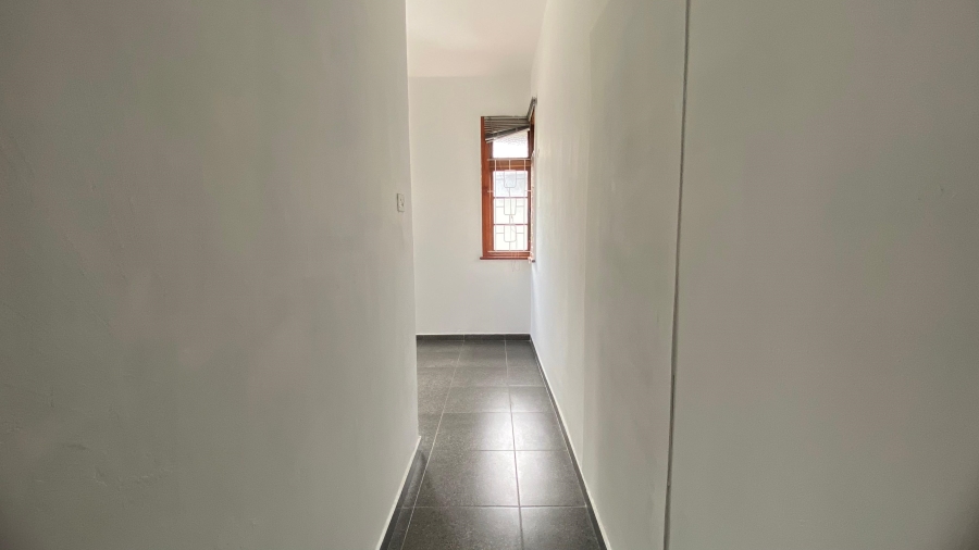 2 Bedroom Property for Sale in Glenwood KwaZulu-Natal